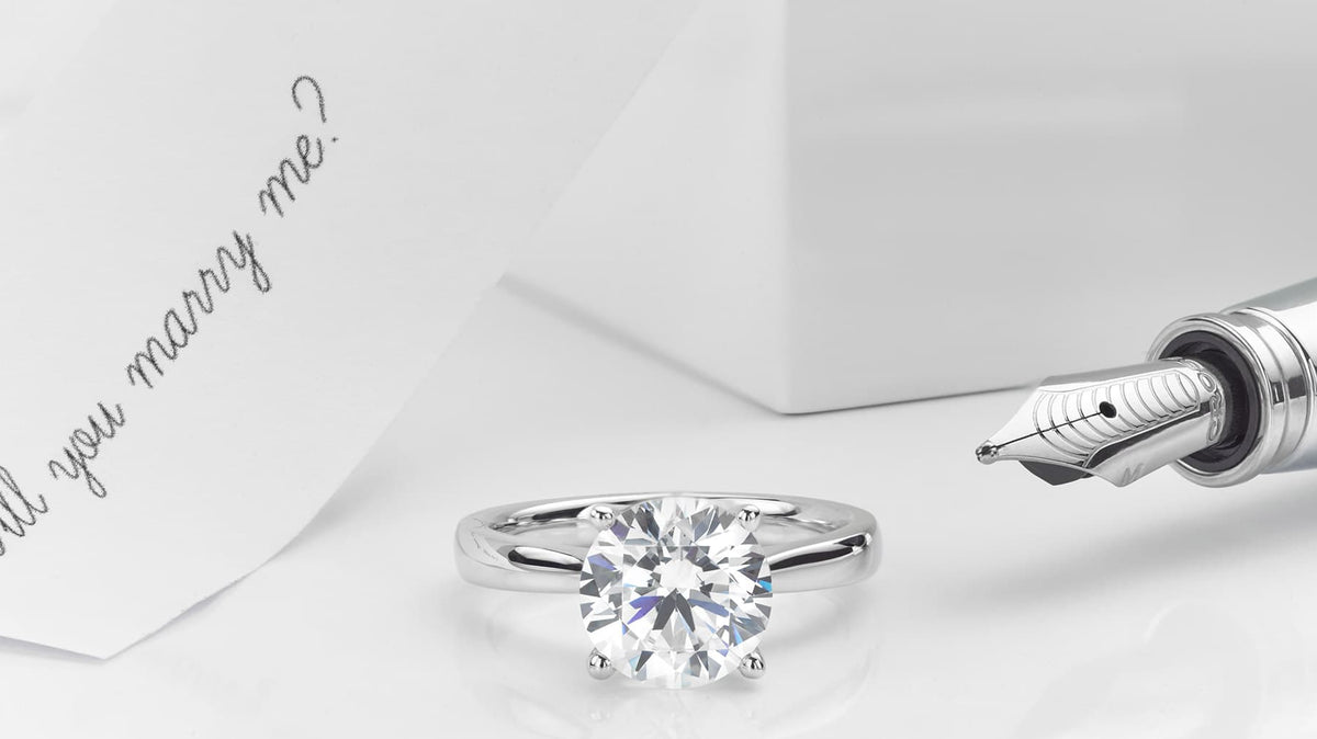 Sig ja til den perfekte ring: 5 spørgsmål, du skal stille, før du køber en forlovelsesring
