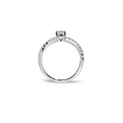 Romance solitaire forlovelsesring med hvid princess cut diamant